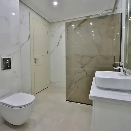 Luxury Seaside View 2br Sts Constantine & Helena Apartmán Varna